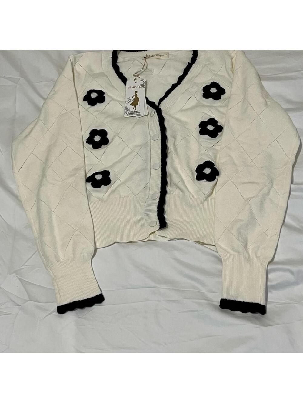 Belle Pogue Cream Cardigan with Black Floral Accents Women’s Size Large New